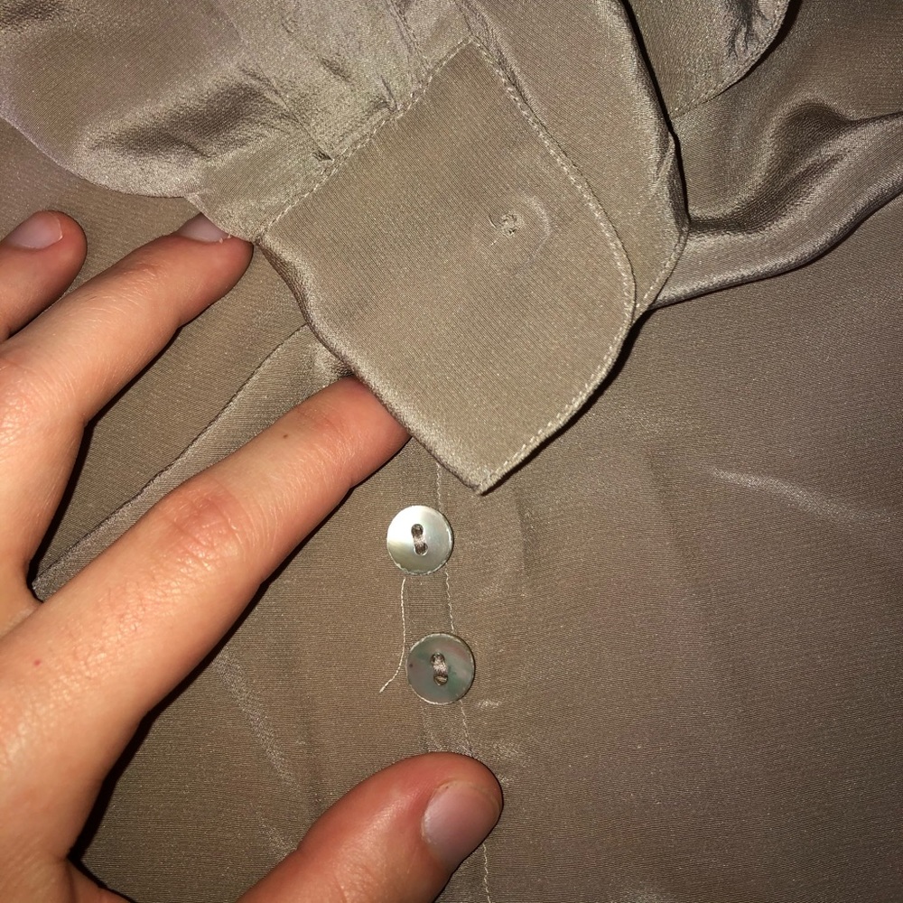Women’s silk blouse - Picture 3 of 5